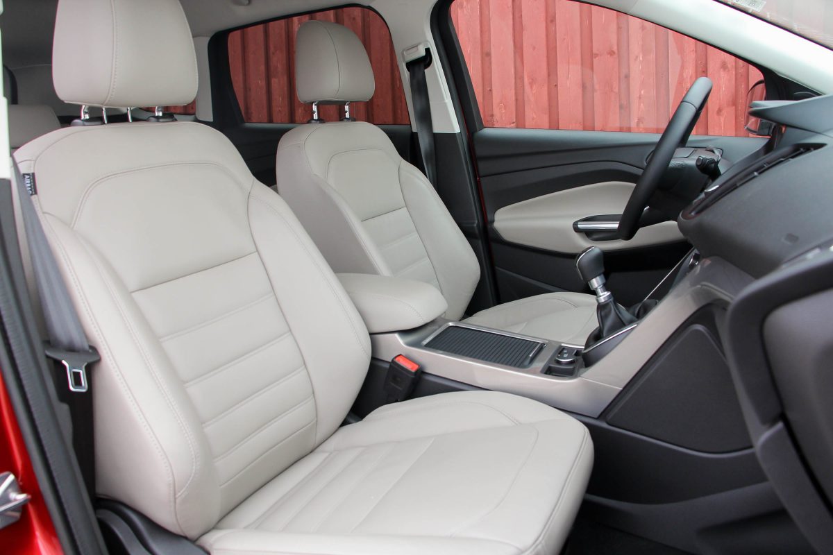 FORD KUGA