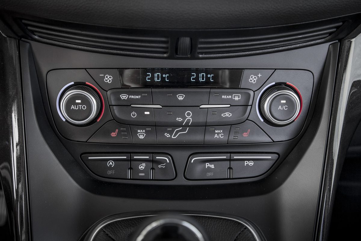FORD KUGA