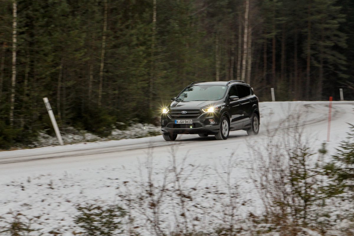 FORD KUGA