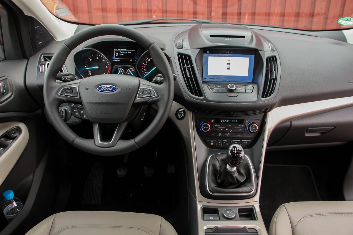 FORD KUGA