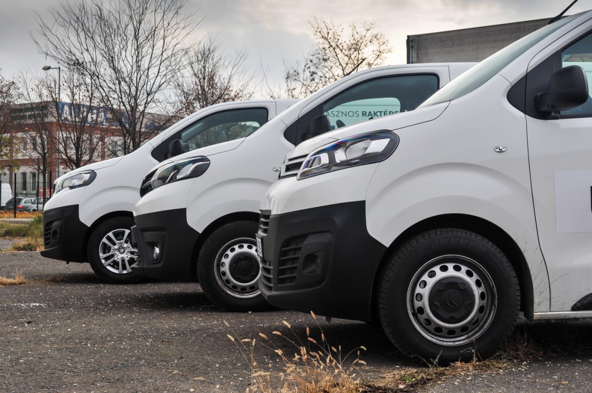 TOYOTA PROACE