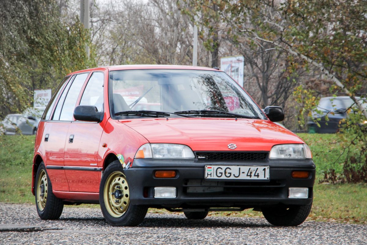 SUZUKI SWIFT