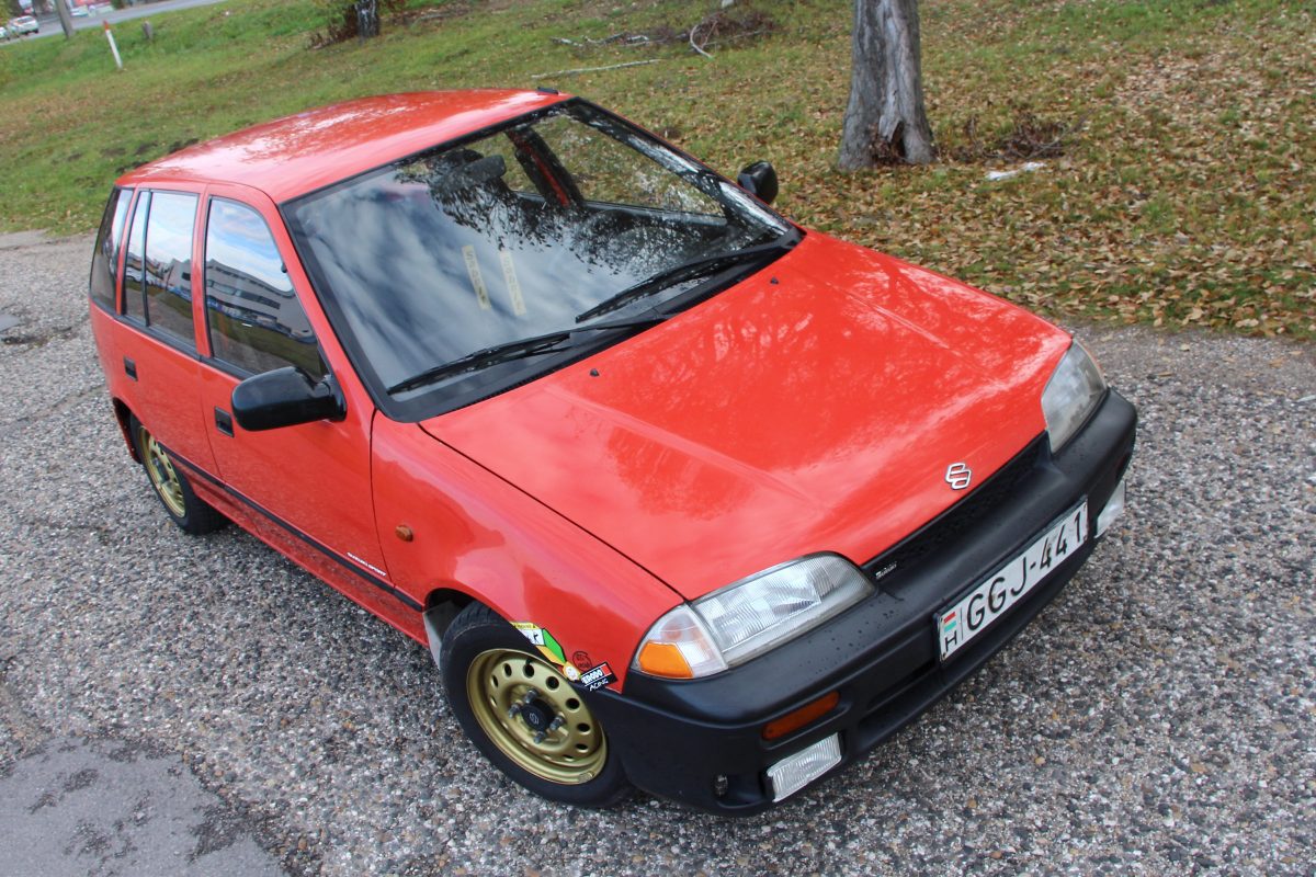 SUZUKI SWIFT