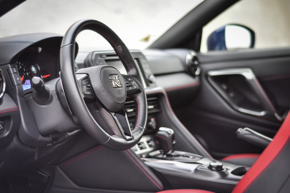 NISSAN GT-R