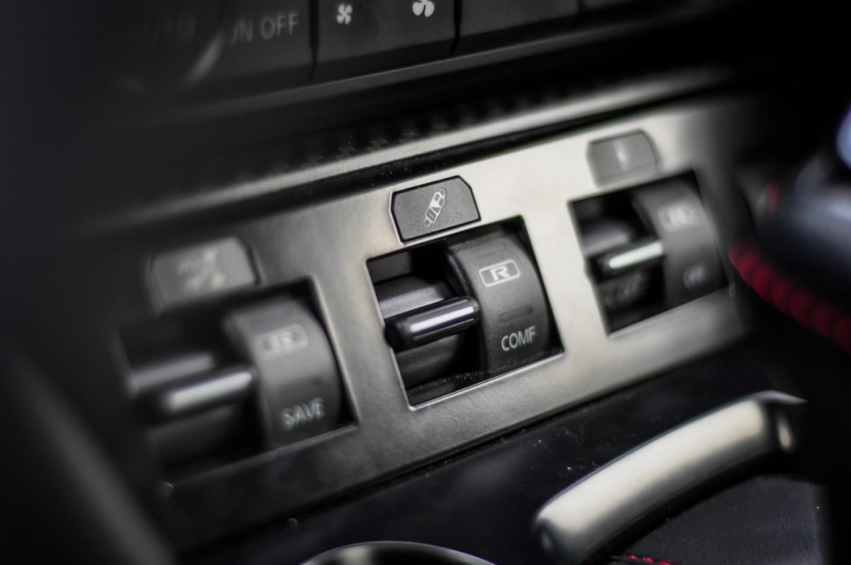 NISSAN GT-R