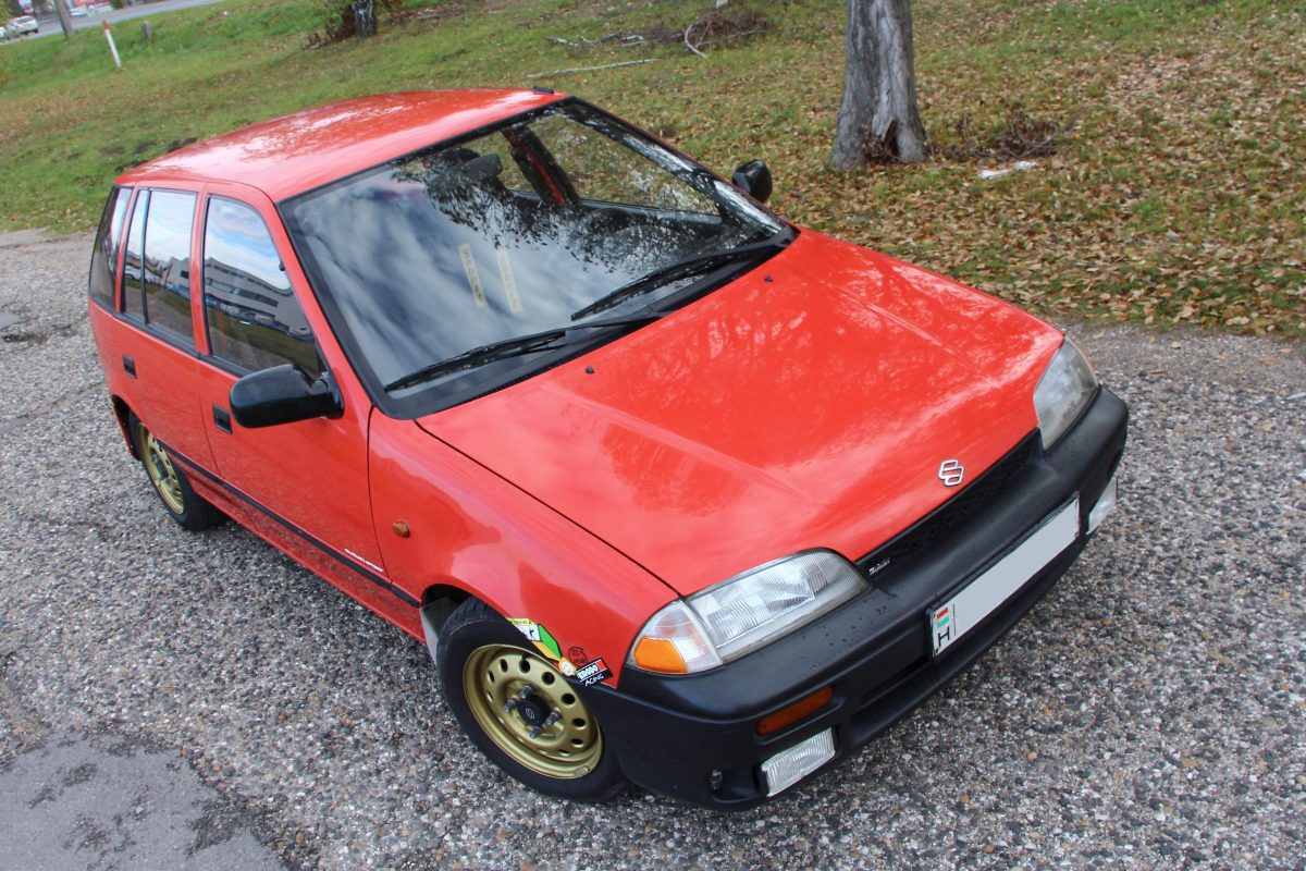 SUZUKI SWIFT