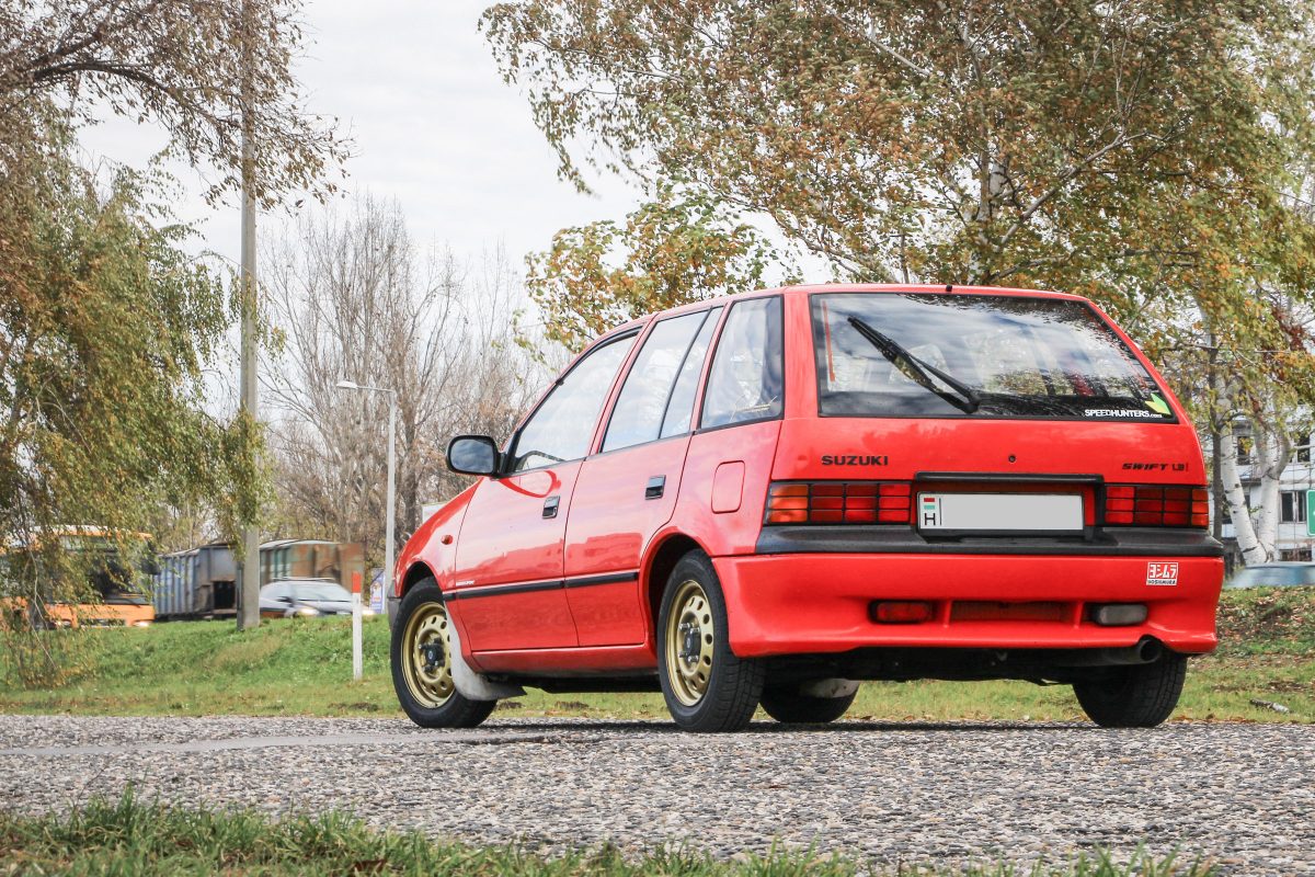 SUZUKI SWIFT