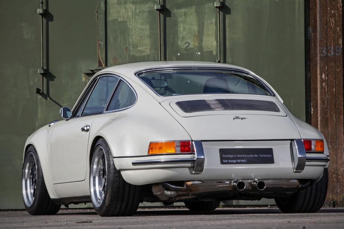 PORSCHE 911