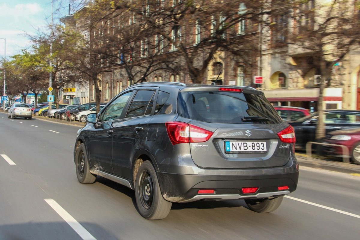 SUZUKI SX4 S-CROSS