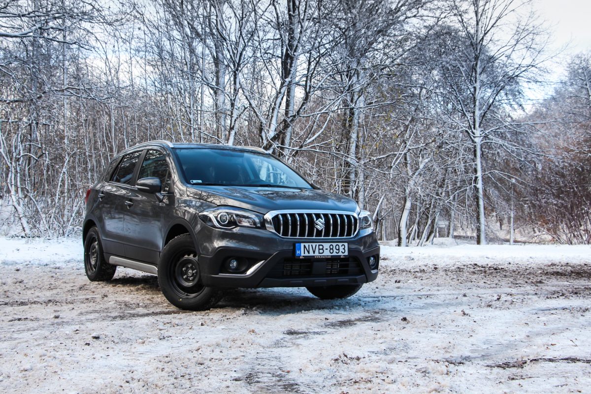SUZUKI SX4 S-CROSS