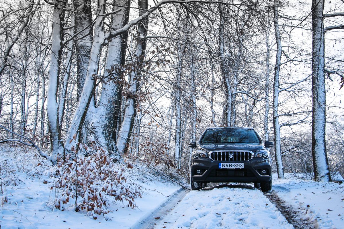 SUZUKI SX4 S-CROSS