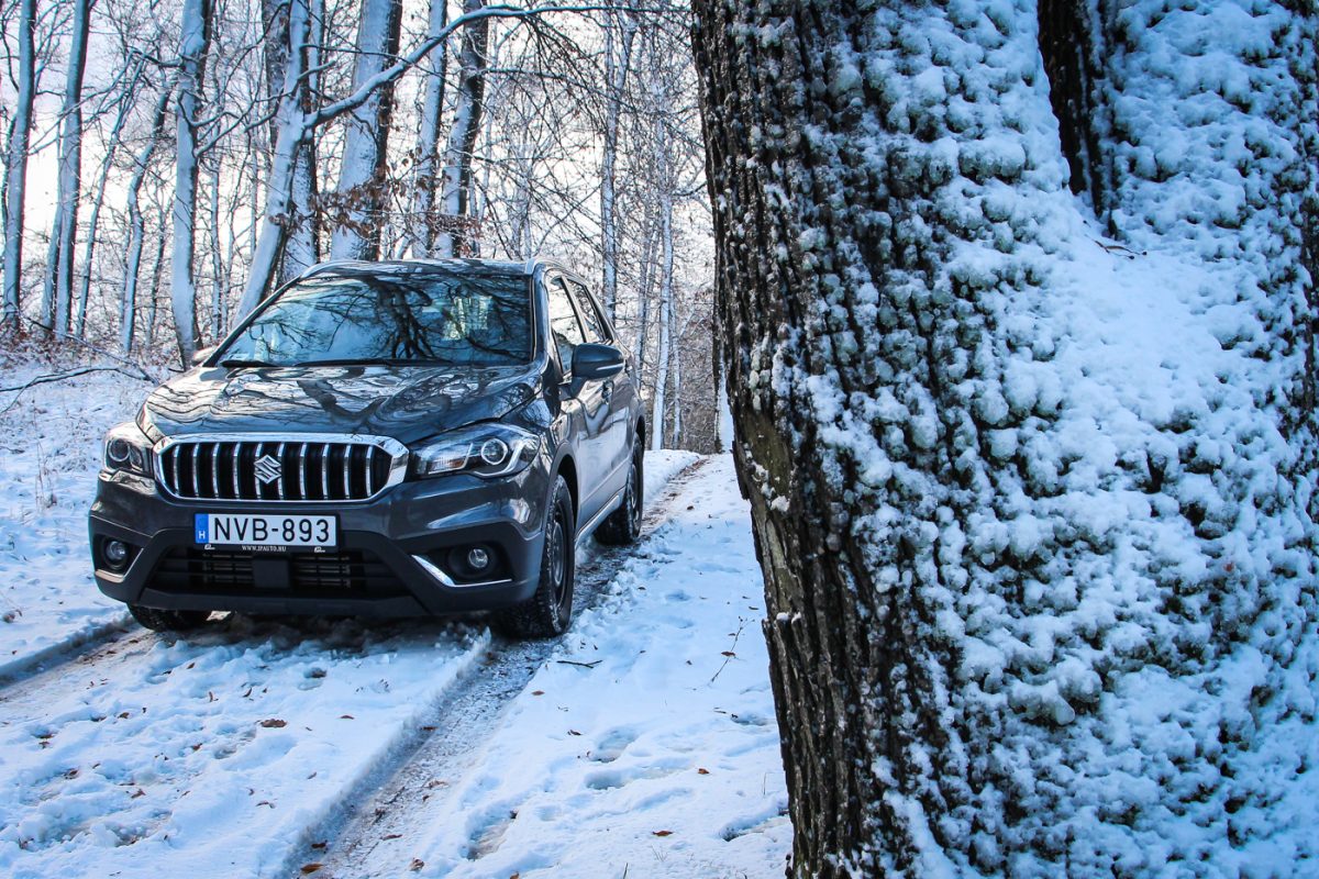 SUZUKI SX4 S-CROSS