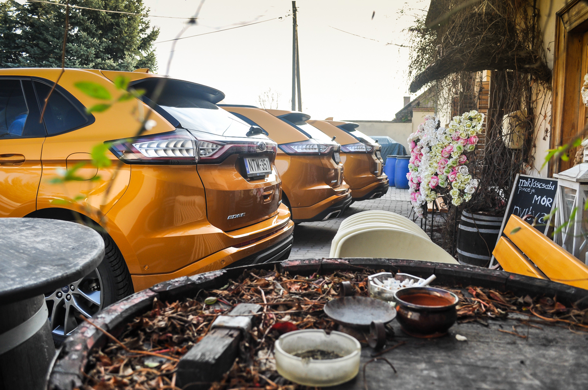 FORD