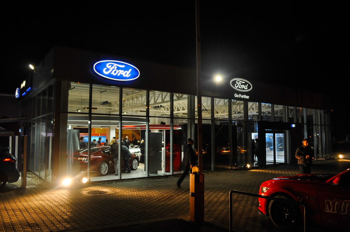 FORD