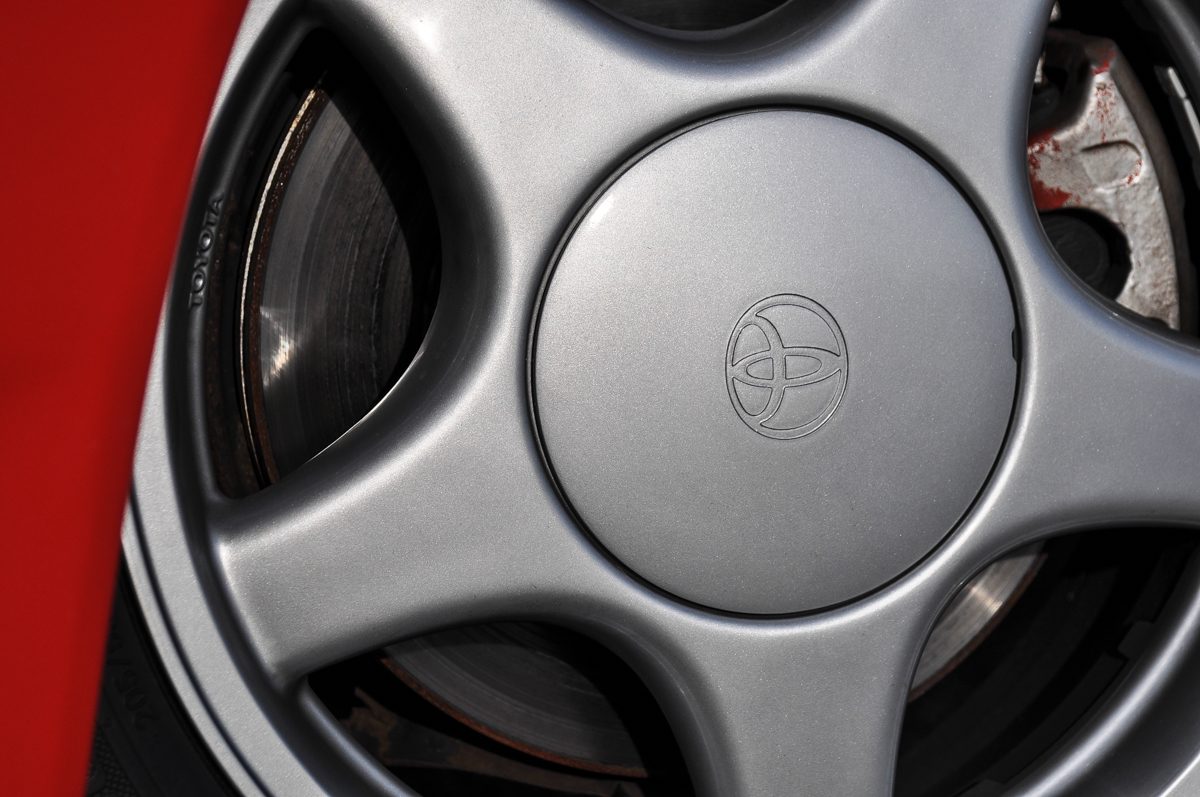 TOYOTA SUPRA