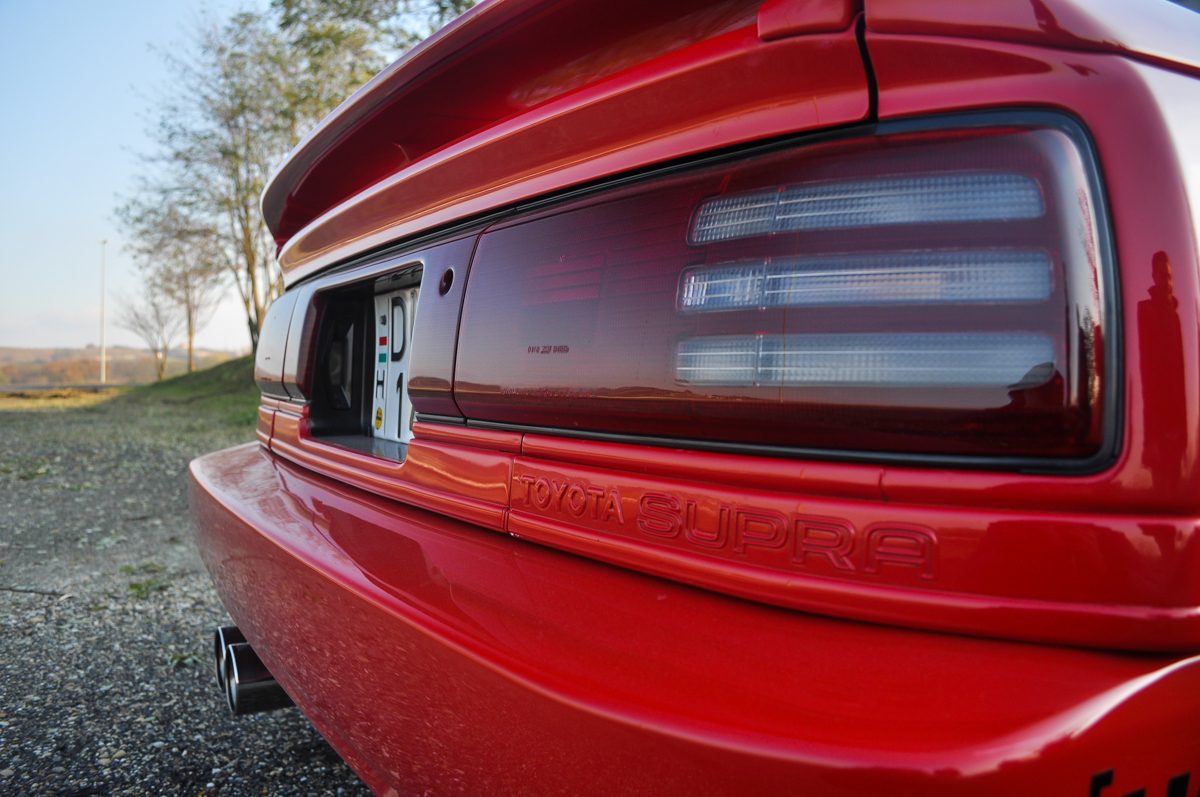 TOYOTA SUPRA