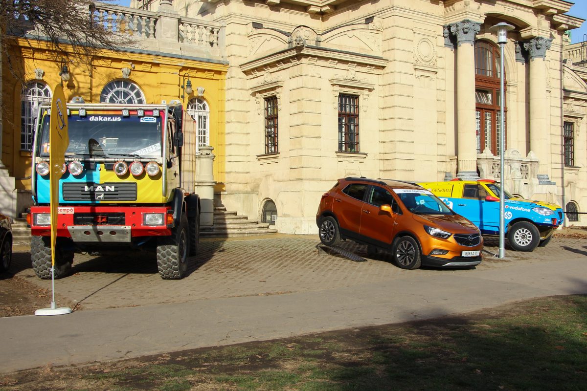 OPEL MOKKA