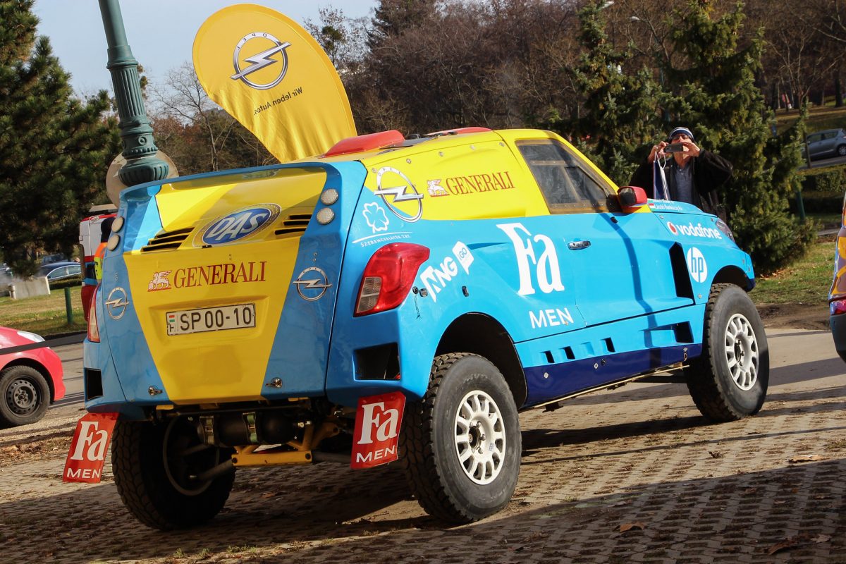 OPEL MOKKA