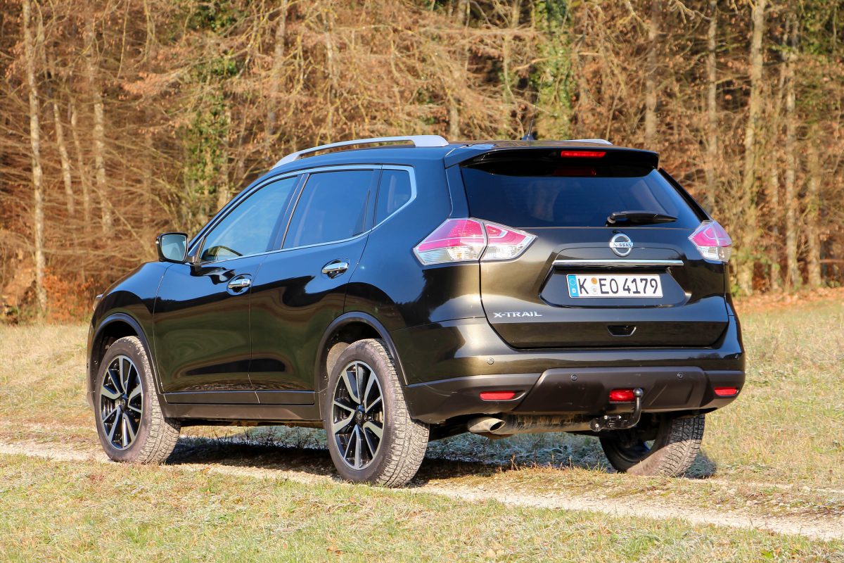 NISSAN X-TRAIL