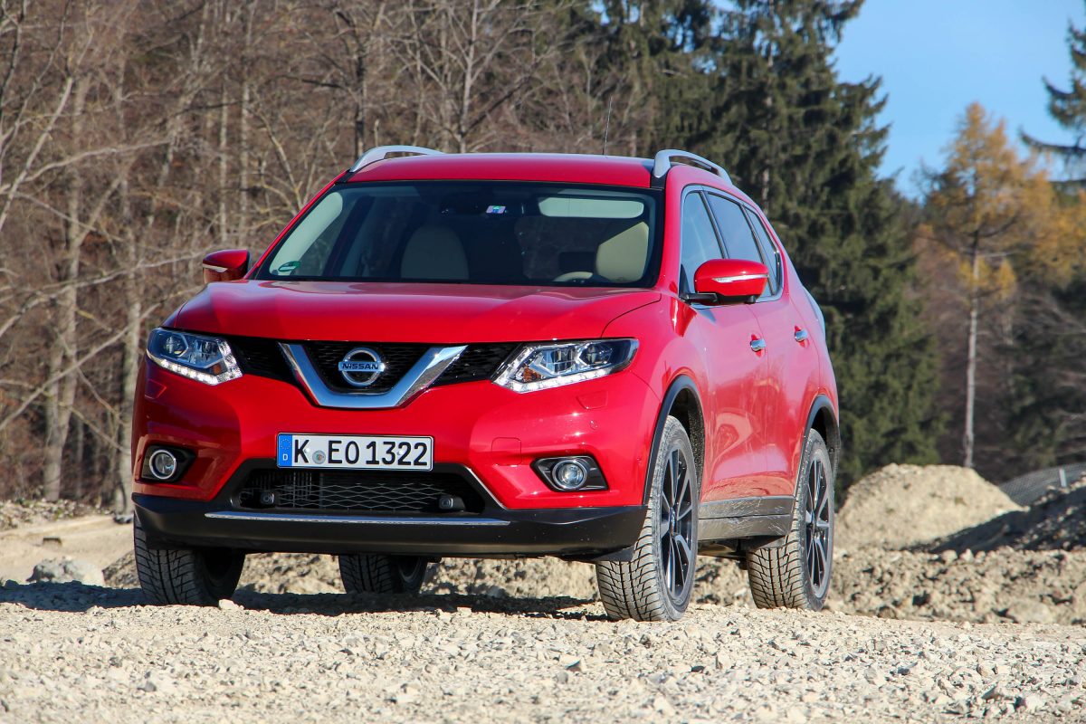 NISSAN X-TRAIL
