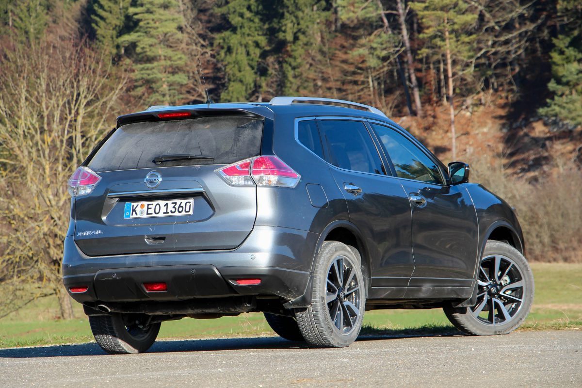 NISSAN X-TRAIL