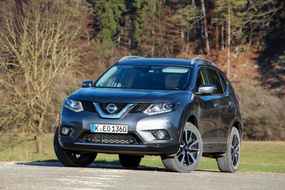 NISSAN X-TRAIL