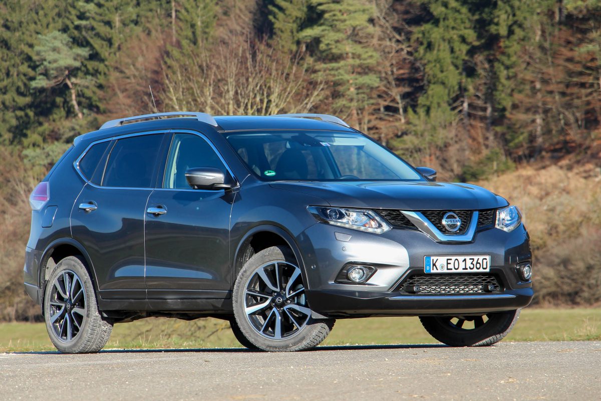 NISSAN X-TRAIL