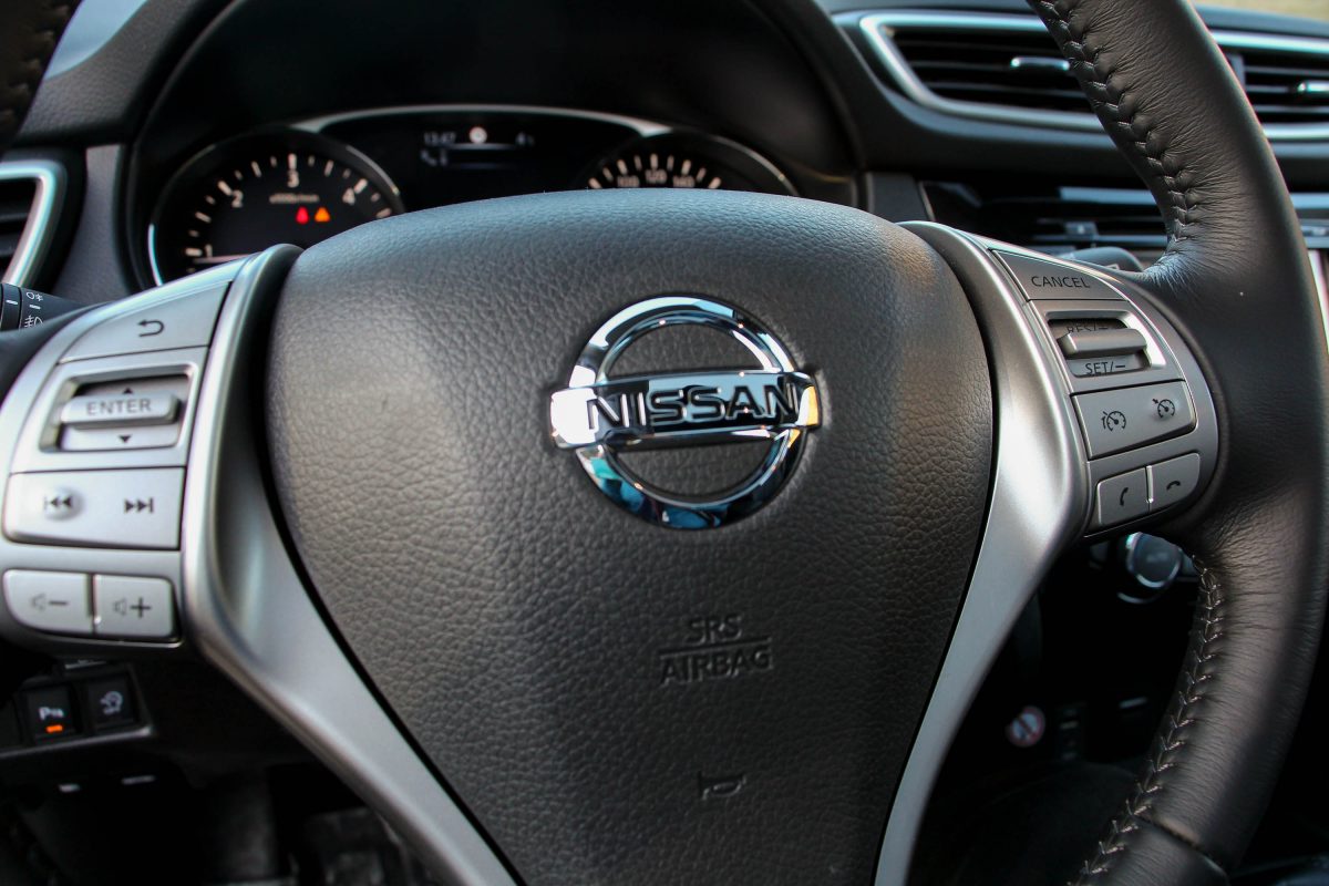 NISSAN X-TRAIL