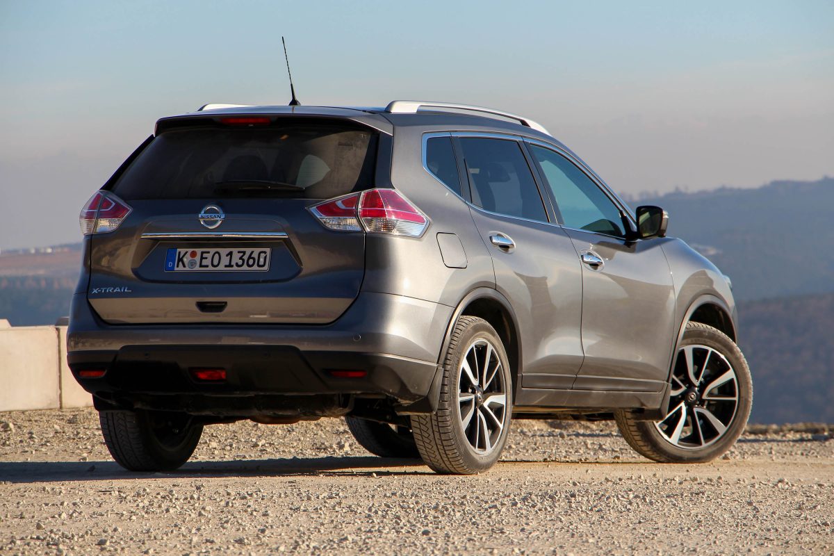 NISSAN X-TRAIL