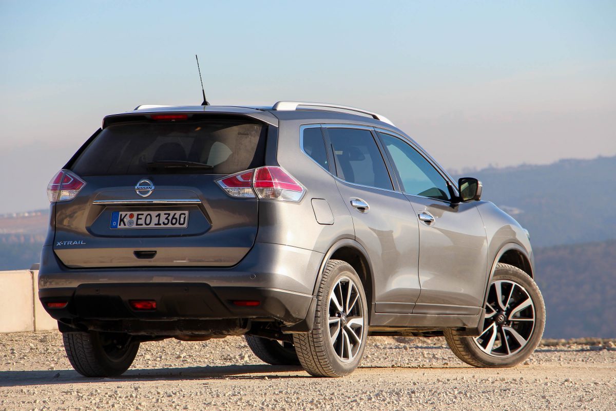 NISSAN X-TRAIL