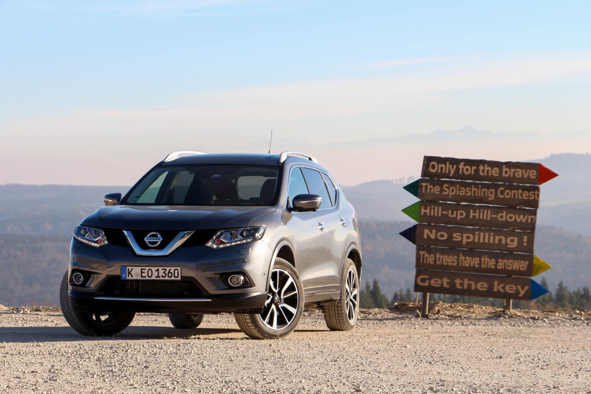 NISSAN X-TRAIL