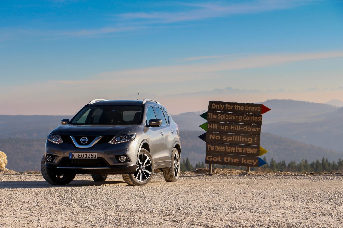 NISSAN X-TRAIL