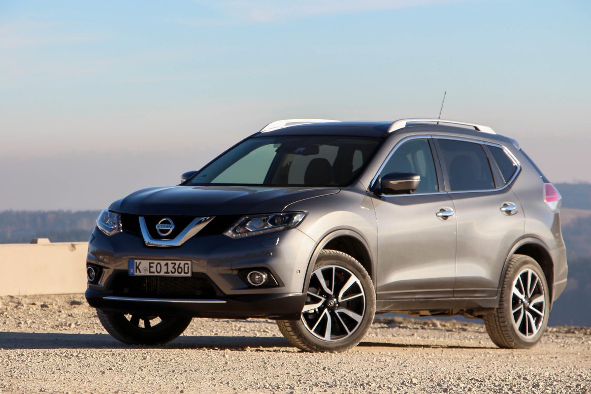 NISSAN X-TRAIL