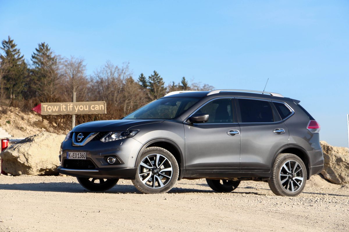 NISSAN X-TRAIL