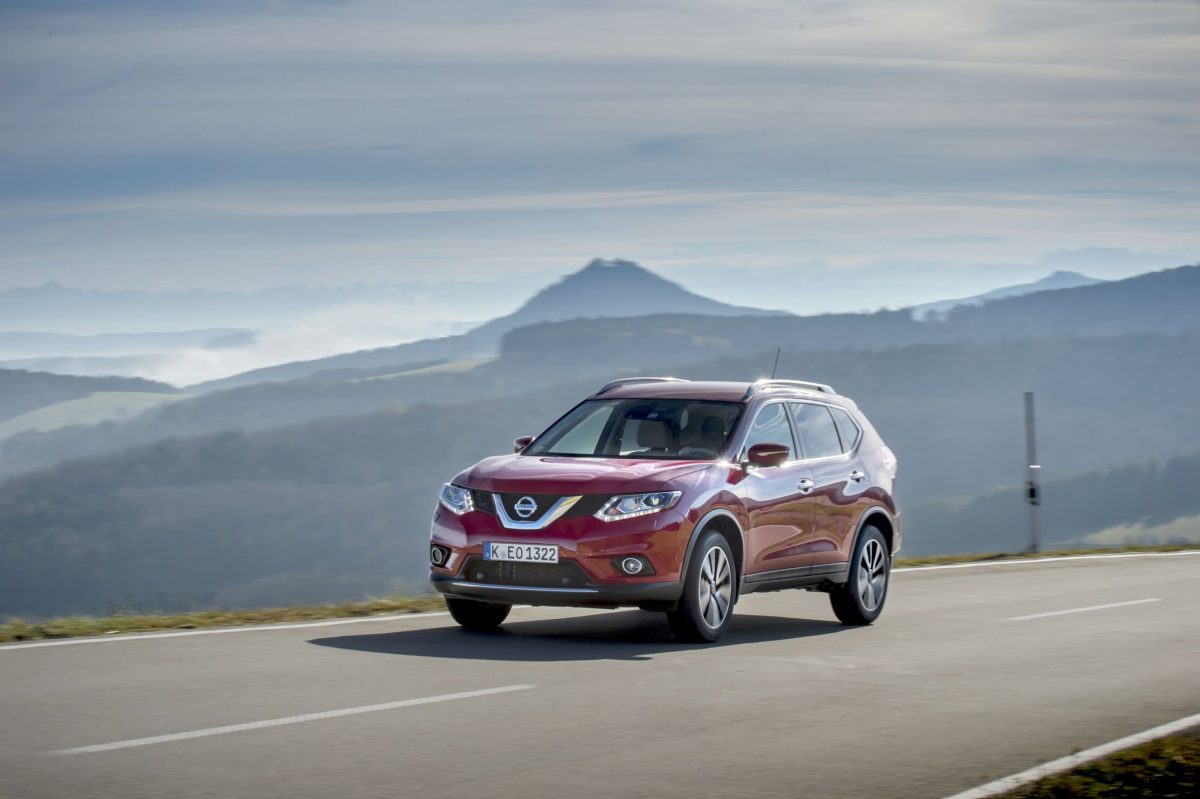 NISSAN X-TRAIL