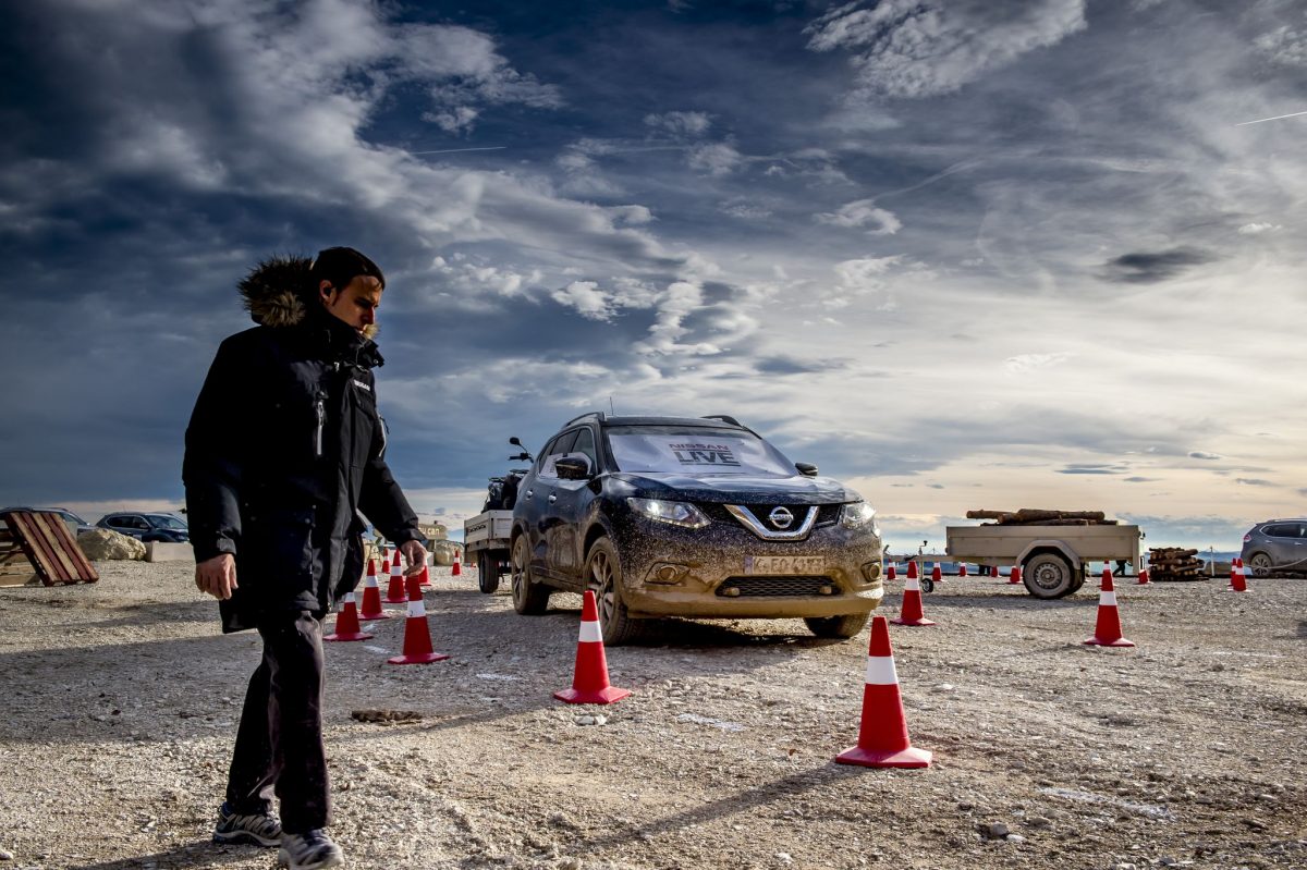NISSAN X-TRAIL