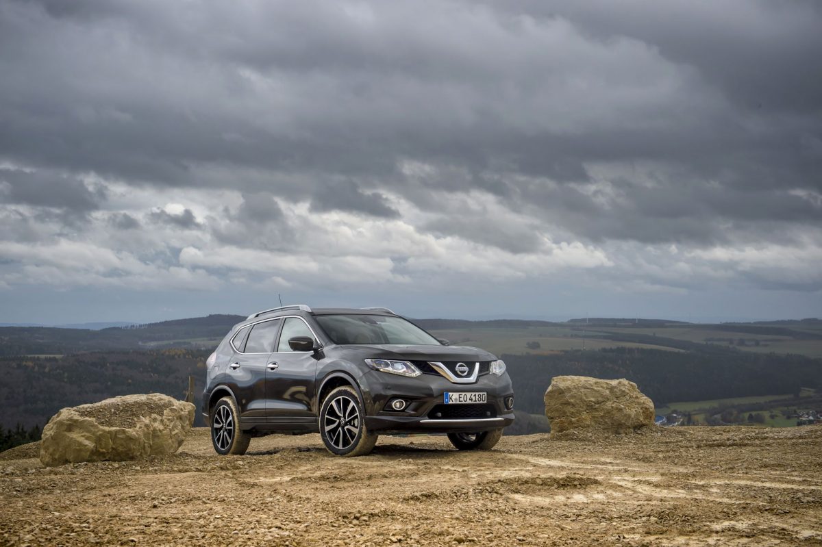 NISSAN X-TRAIL