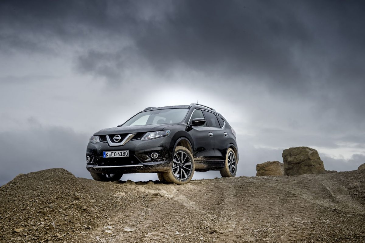 NISSAN X-TRAIL