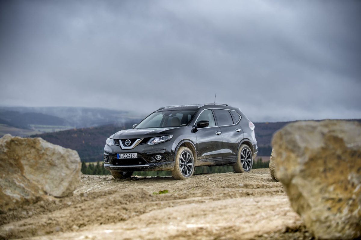NISSAN X-TRAIL