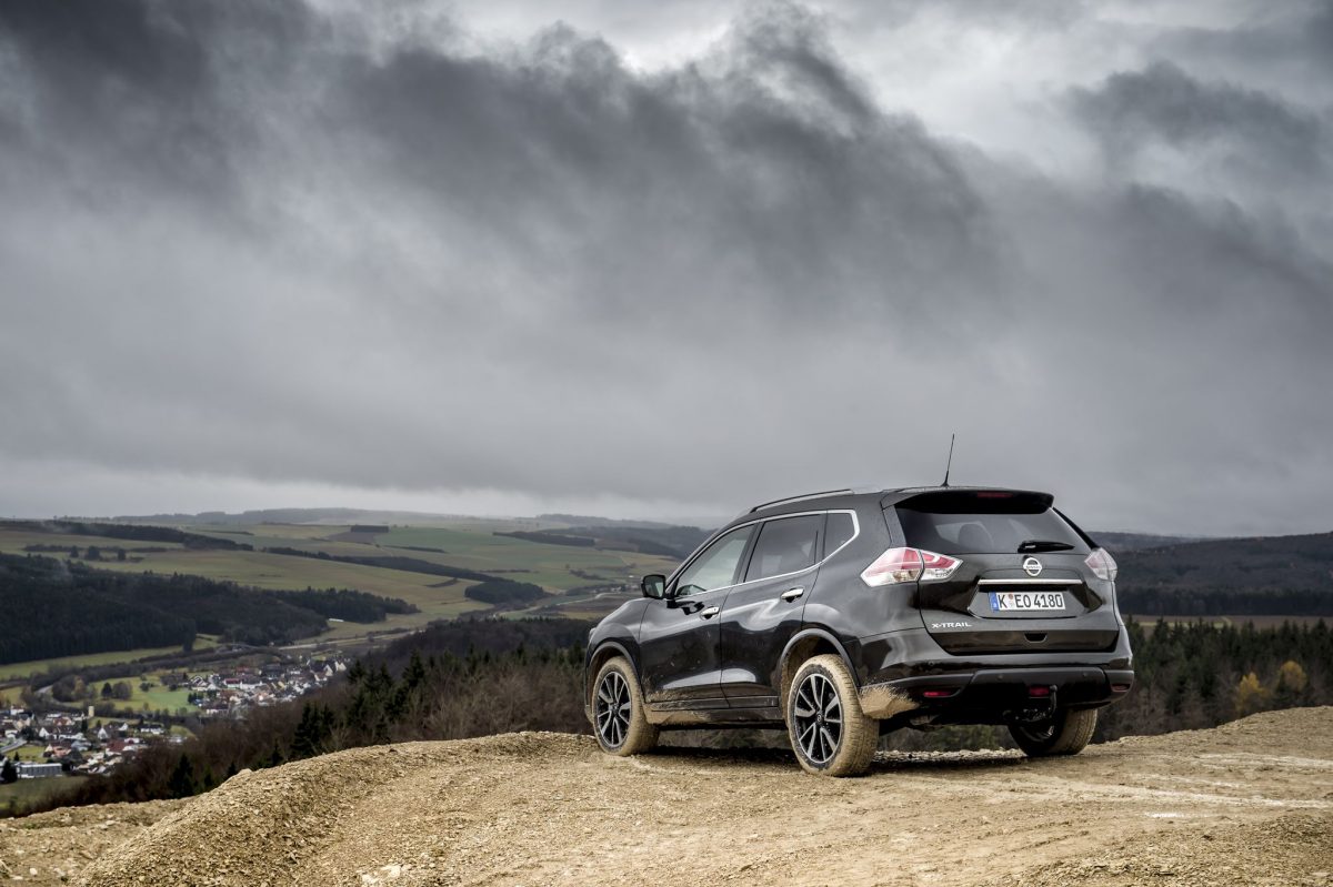 NISSAN X-TRAIL