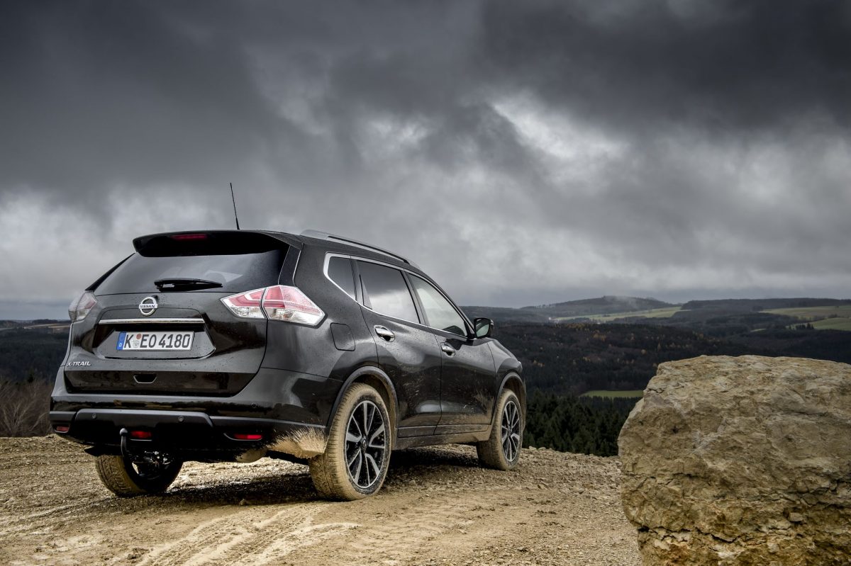 NISSAN X-TRAIL