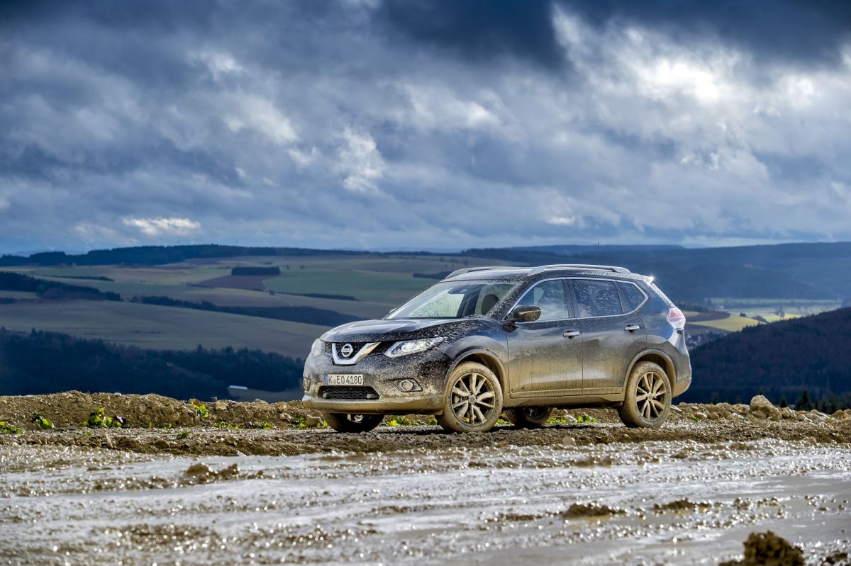 NISSAN X-TRAIL