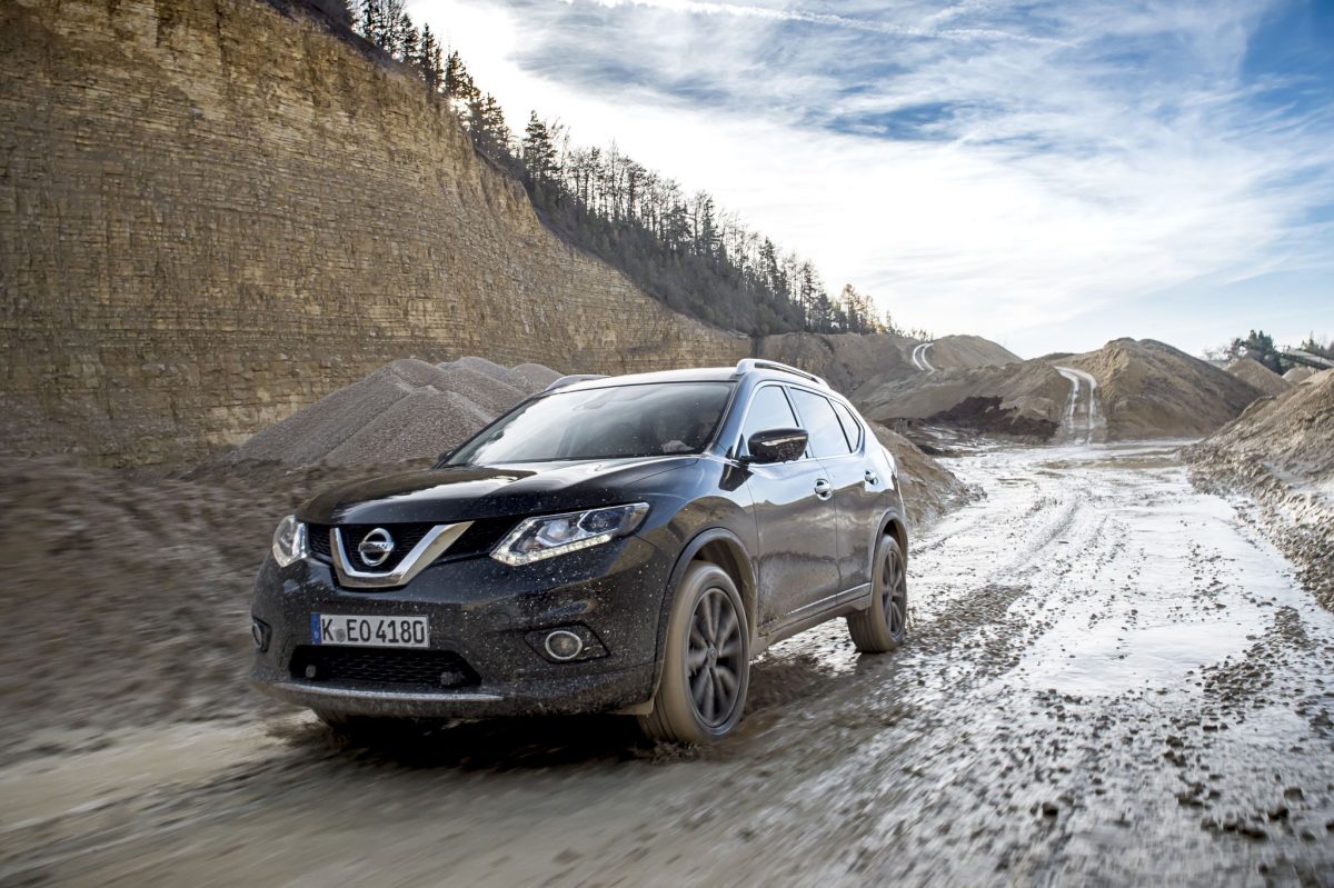 NISSAN X-TRAIL