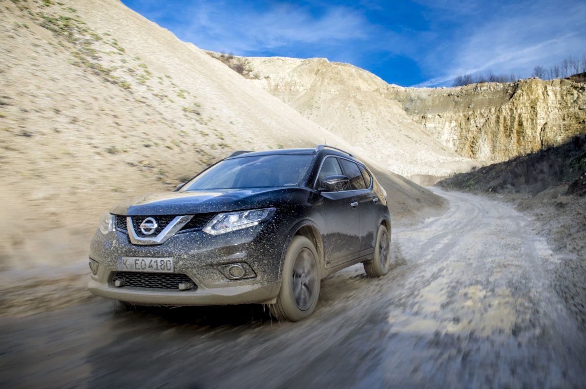 NISSAN X-TRAIL