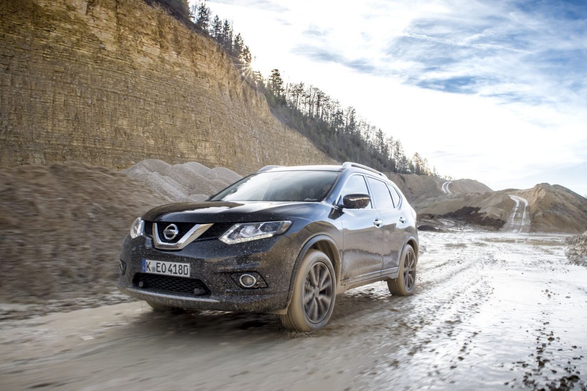 NISSAN X-TRAIL