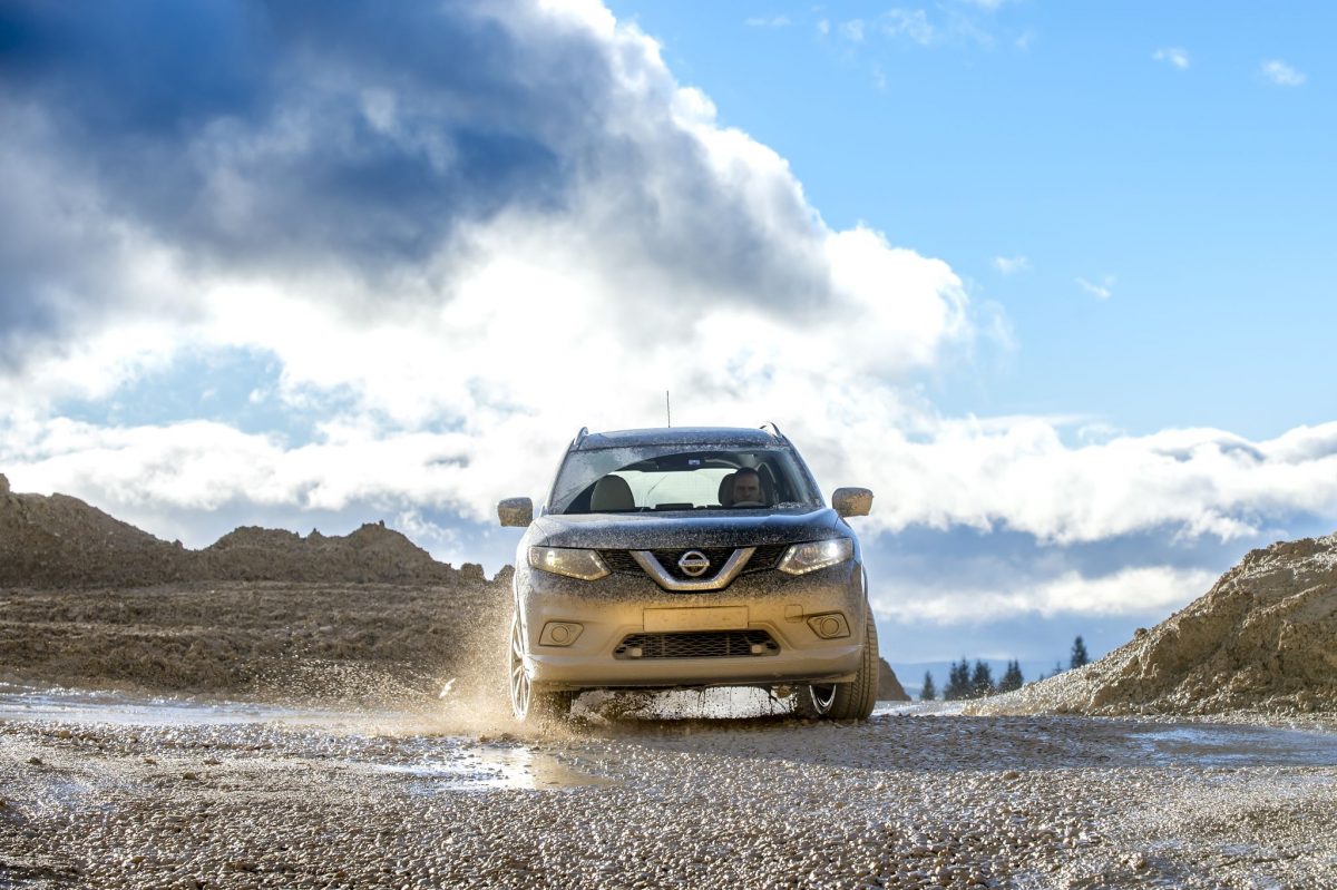 NISSAN X-TRAIL