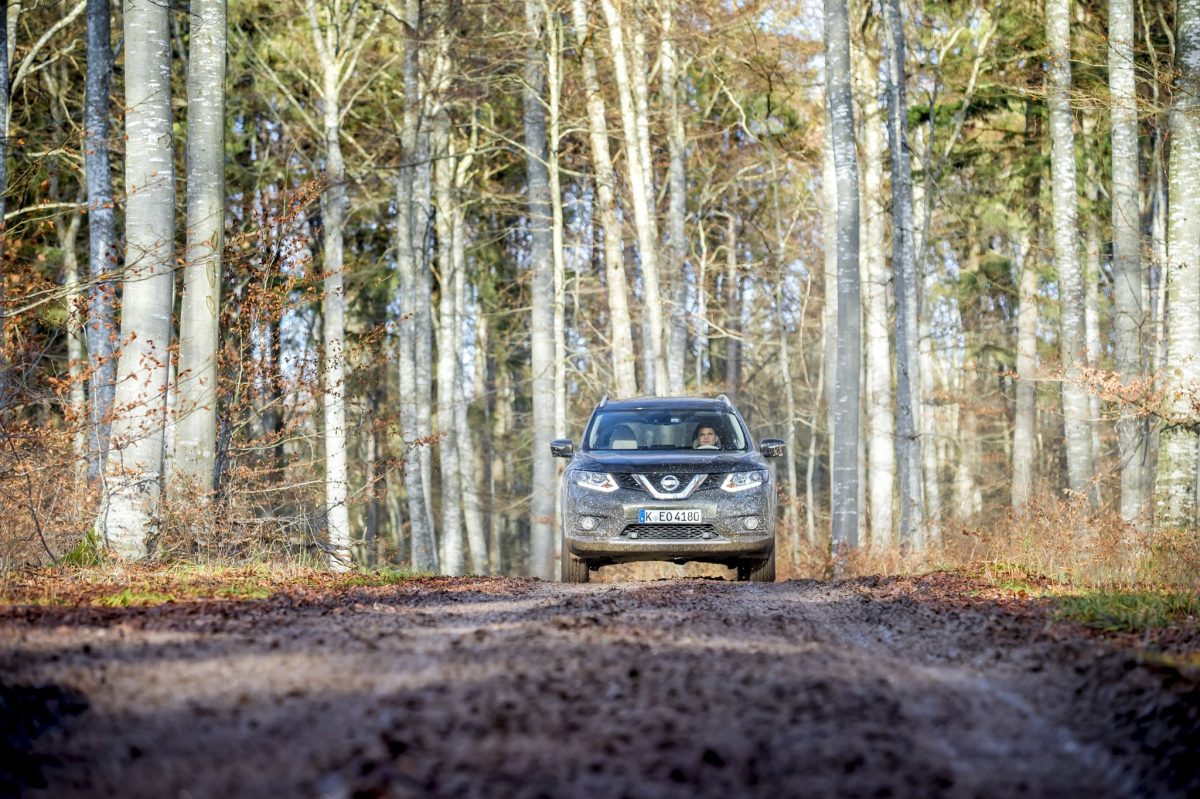 NISSAN X-TRAIL