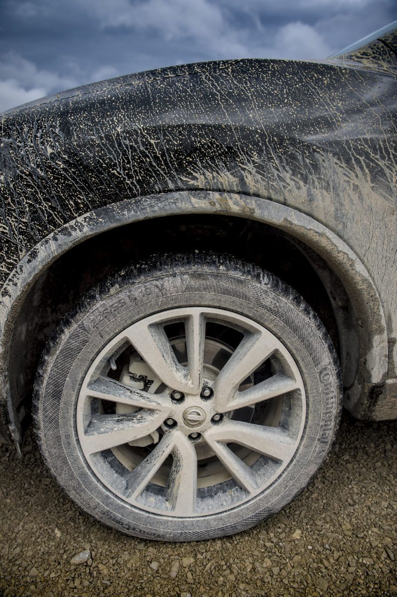 NISSAN X-TRAIL