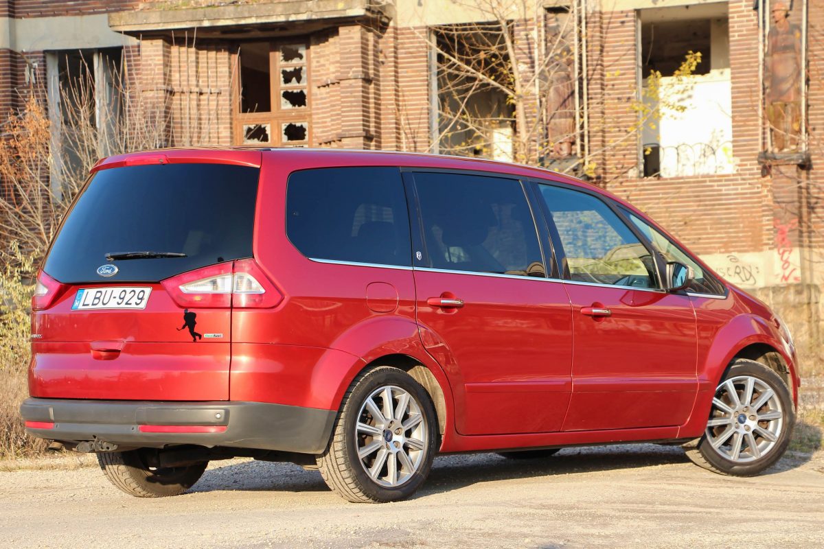 FORD GALAXY