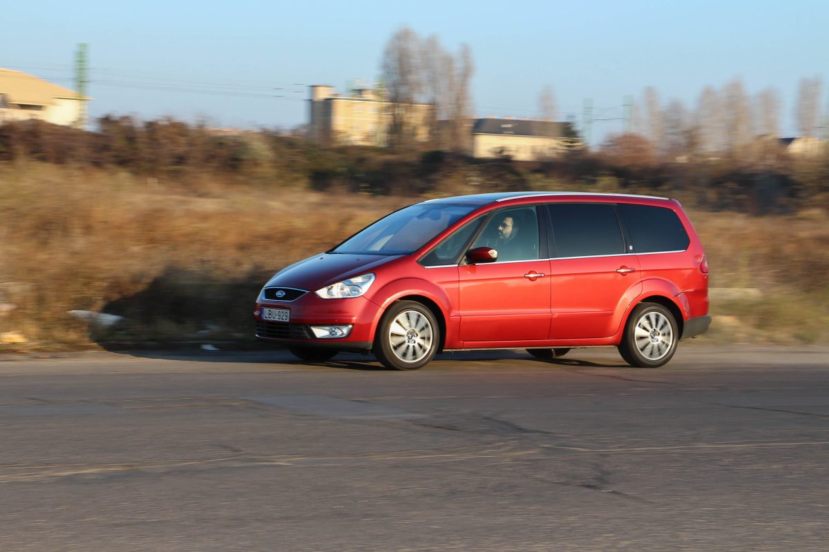 FORD GALAXY